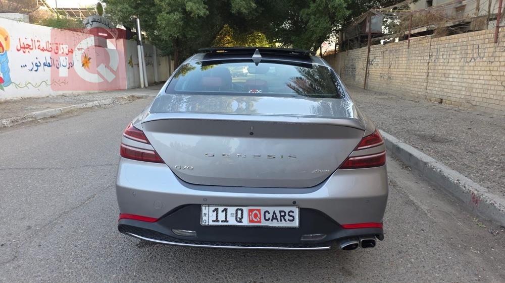 جنسس G70